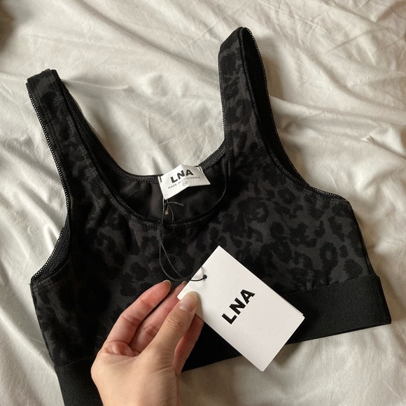 NWT REVOLVE LNA Black Leopard Sports Bra sz Xs - Picture 4 of 5